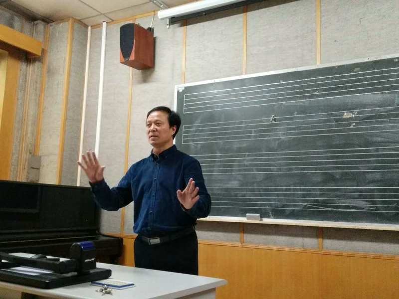 院党委副书记、副院长张立杰教授在培训中